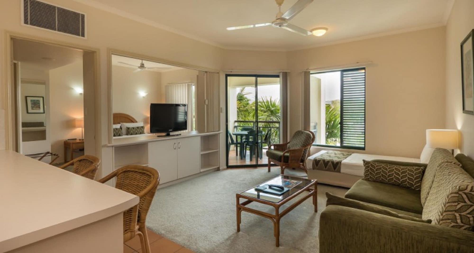 Tropic Towers Apartments Cairns Exterior foto
