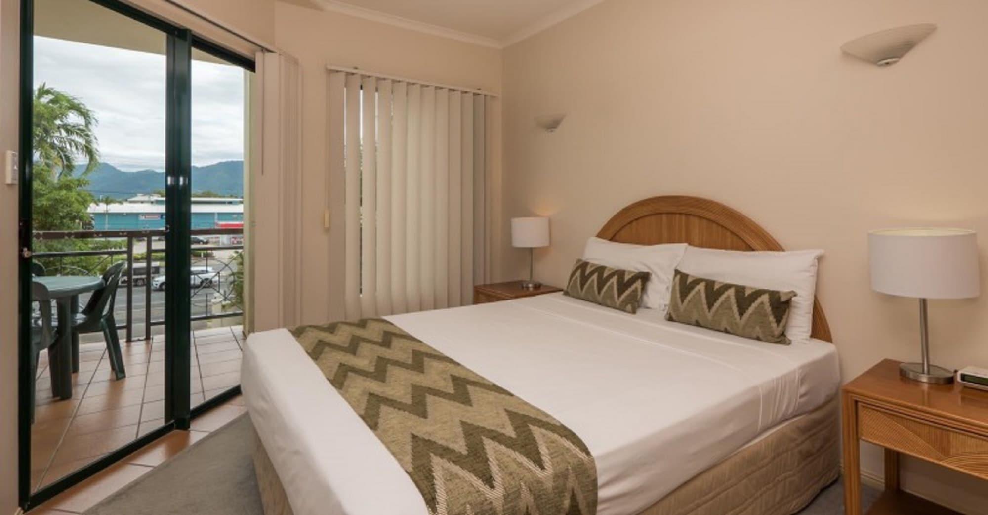 Tropic Towers Apartments Cairns Exterior foto